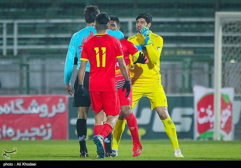 واکنش فولاد به اعتراض باشگاه سایپا به کمیته داوران؛ نگران واکنش فولاد به اعتراض باشگاه سایپا به کمیته داوران؛ نگران داوری نبودیم اما نگران شدیم!