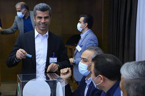 نمی خواستم شروع کارم با حرف و حدیث باشد، پولی در فدارسیون نمی خواستم آغاز کارم با حرف و حدیث باشد، پولی در فدارسیون نیست