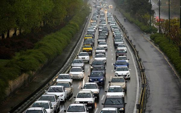 ترافیک سنگین در جاده چالوس؛ انسداد جاده هراز تا 4 مرداد